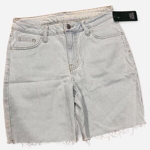 Light wash jeans shorts